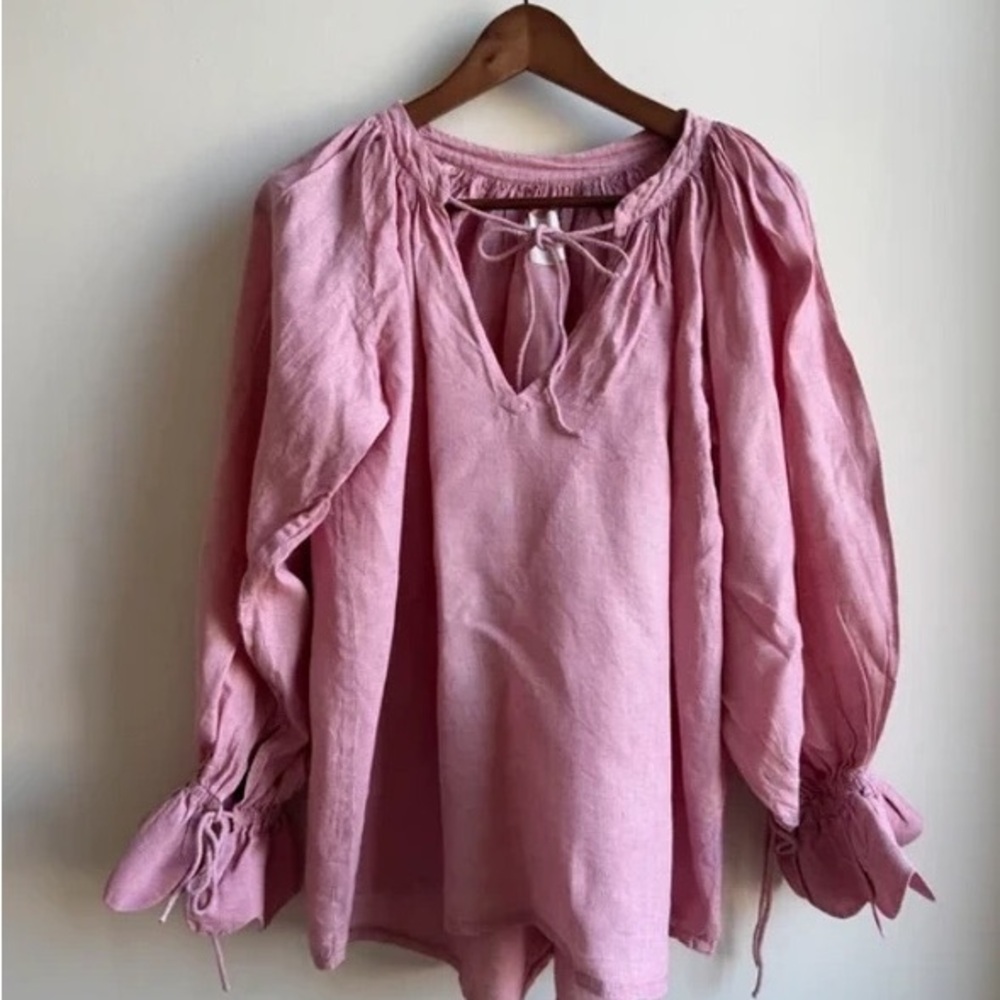 Chic Pink Blouse with Stylish Sleeves